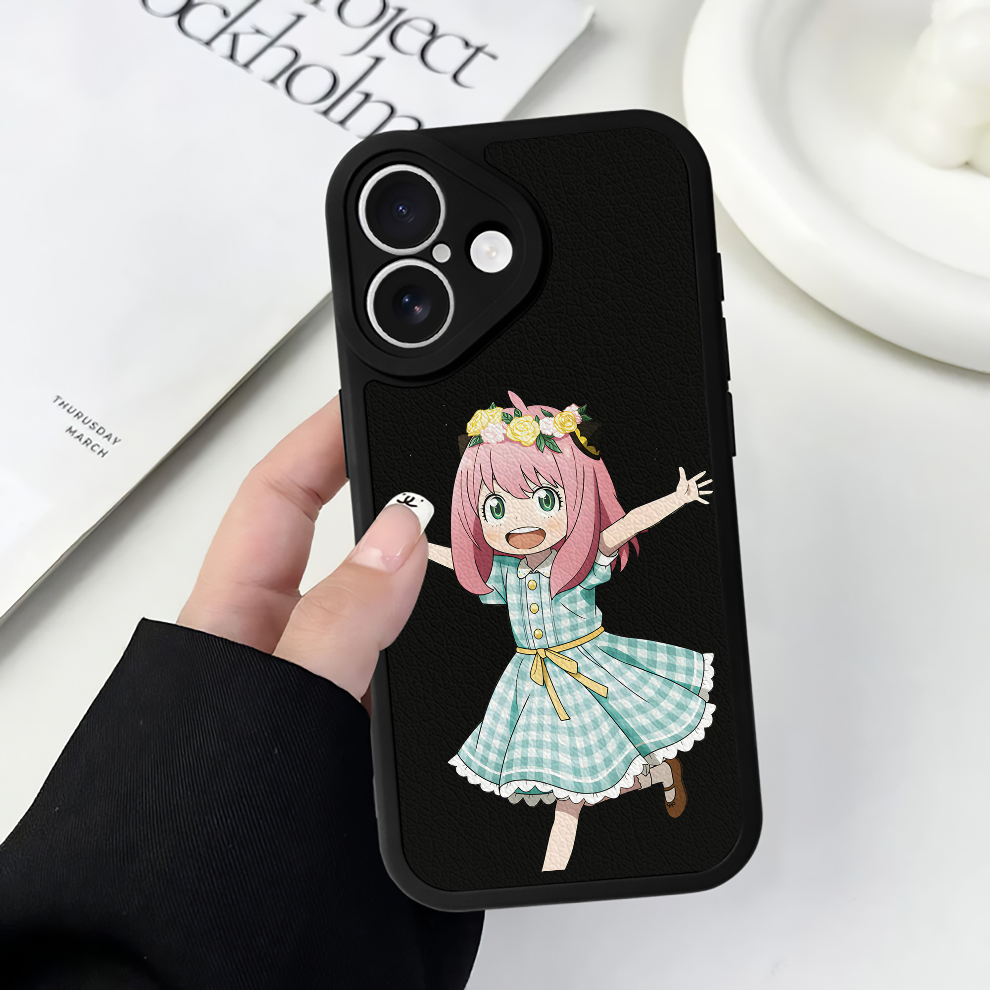 （画像用） SPY×FAMILY间谍家家酒 【iPhone 16シリーズ対応】シリコンスマホケース（レザー調） 材質：シリコン